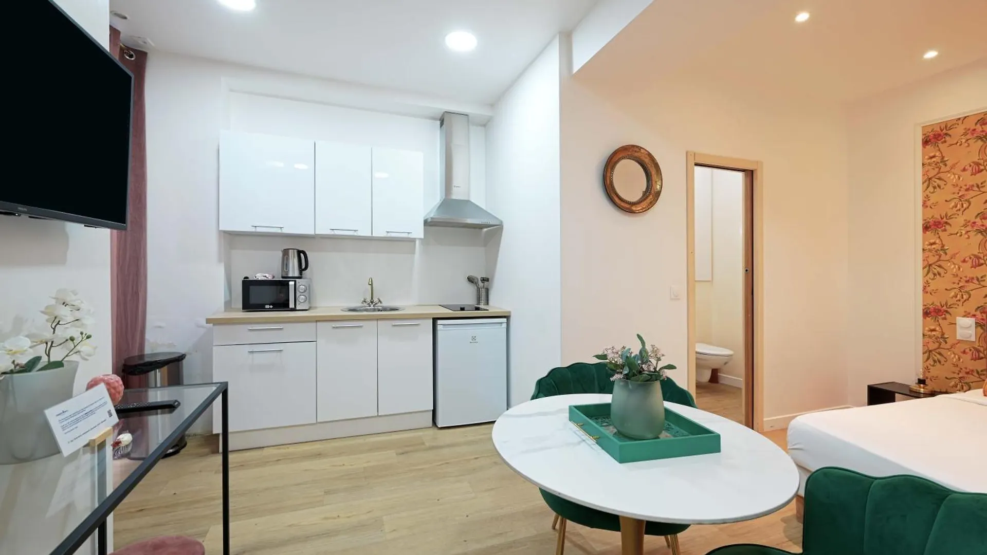 Studio Moderne En 2Eme Arrondissement París 0*,  Francia